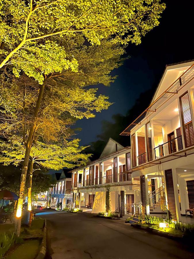 Lembah Permai Resort Sindanglaya Extérieur photo
