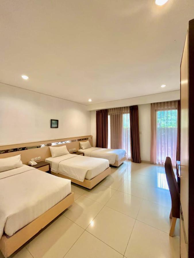 Lembah Permai Resort Sindanglaya Extérieur photo